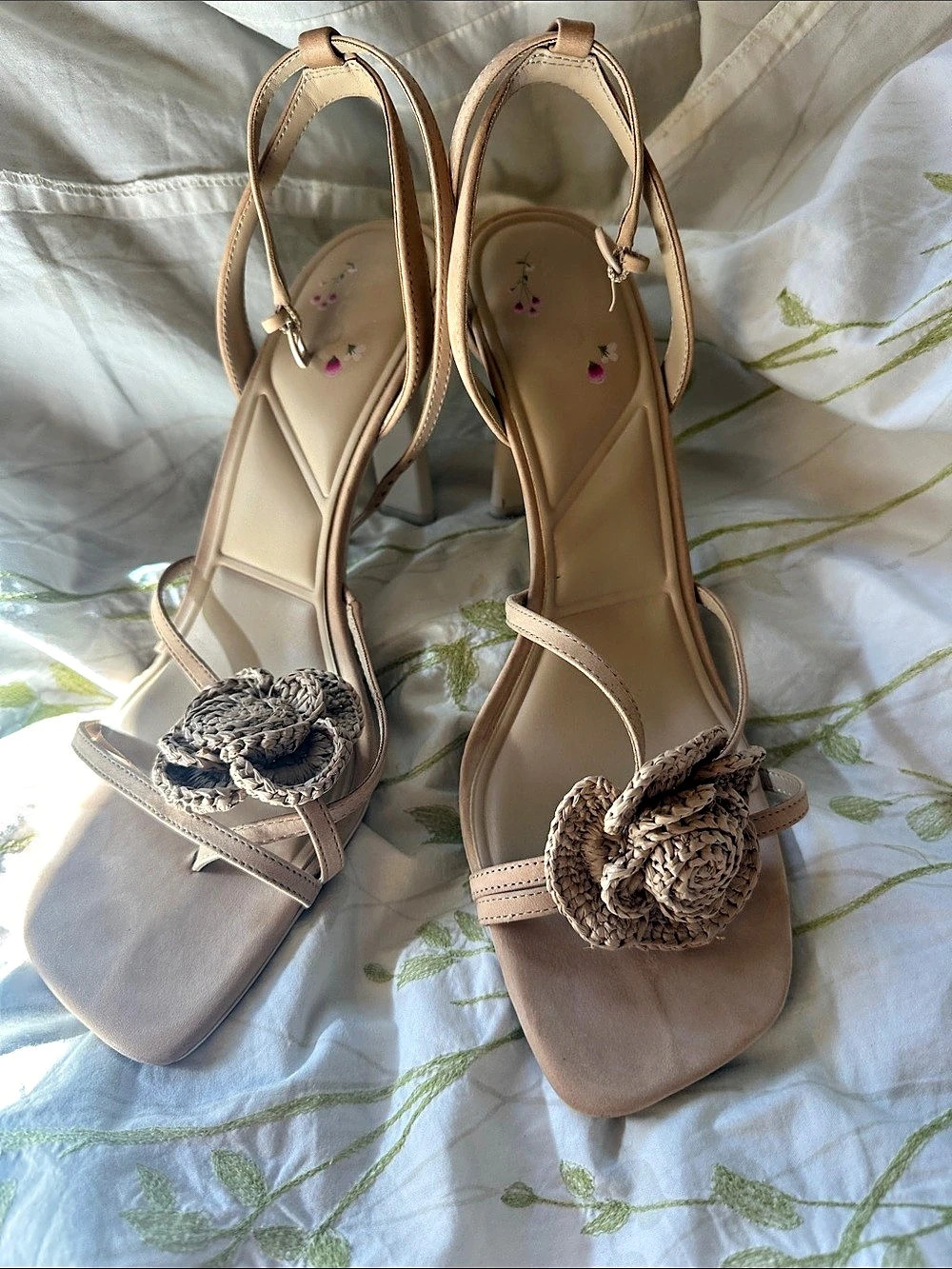 ALDO Floral Ankle-Strap Sandals Beige US 11